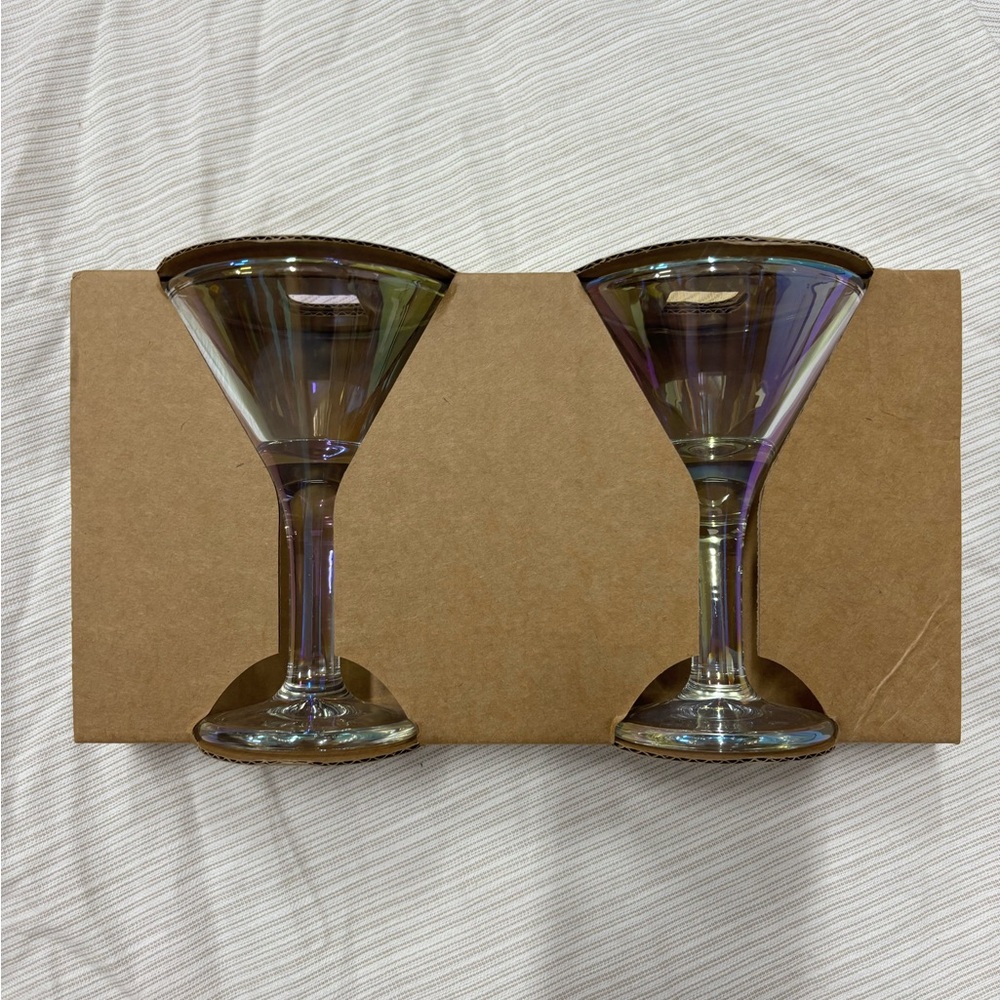 Target Bullseye’s Playground 6" Iridescent Cocktail Glass 2pk (NEW IN BOX)